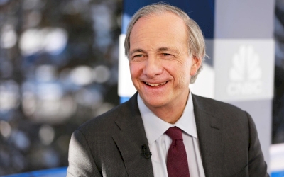 Emas atau Bitcoin? Ray Dalio Tetap Memilih Emas