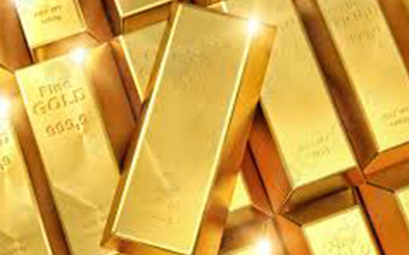 Harga Emas Menguat, Akankah Emas Kembali Bersinar di 2022?