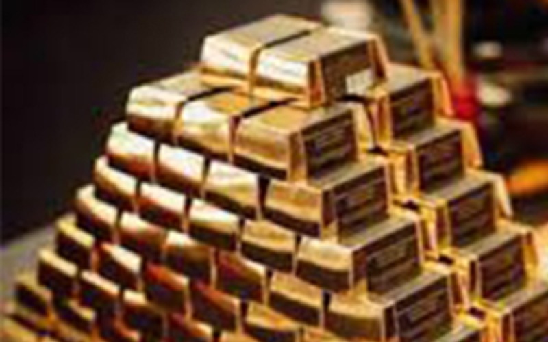 Ketegangan Rusia - Ukraina Semakin Tinggi, Harga Emas Melemah 