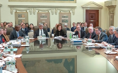 Harga Emas Bertahan Diatas $1.850 setelah FOMC Meeting