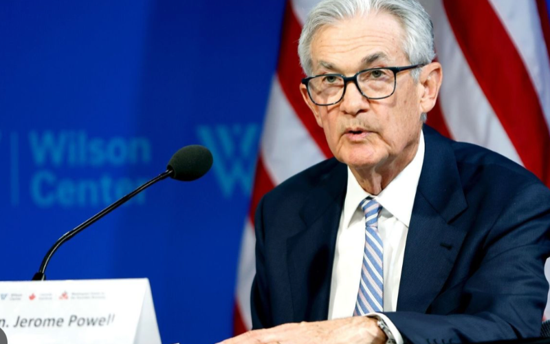 Suku Bunga Akan mulai diturunkan, Emas Melemah