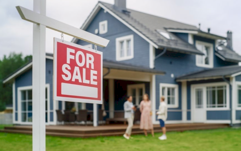 Penjualan Rumah AS Lampaui Ekspektasi, Emas Terus Menguat