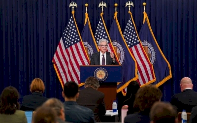 Safe Haven Menguat: Emas dan Perak Naik di Tengah Ketidakpastian Ekonomi