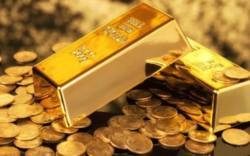 Emas menguat Tipis, Namun masih terjebak di kisaran $1.930-$2.000